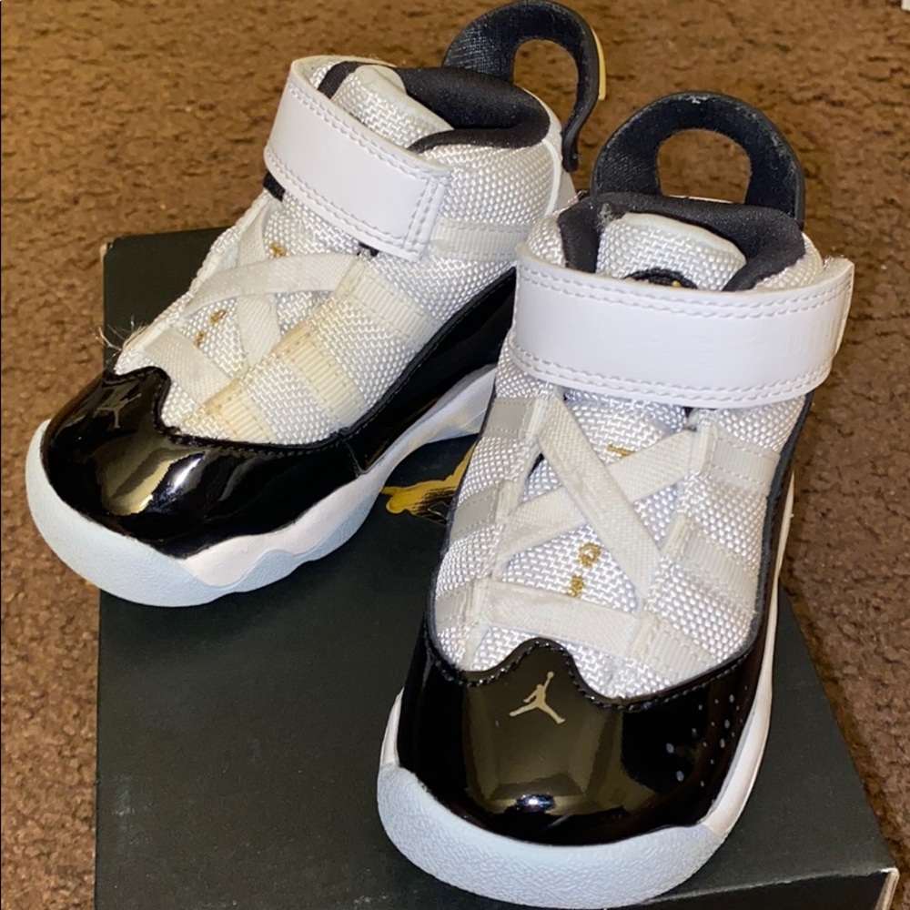 Jordan Retro 6 rings (toddler)